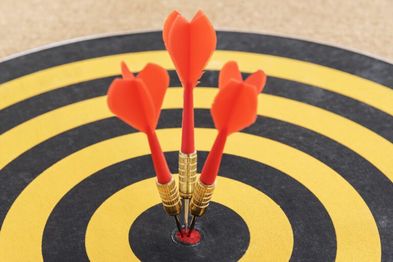Guiding Principles of ITIL 4: Focus on Value – Navigating the Ocean of IT Services